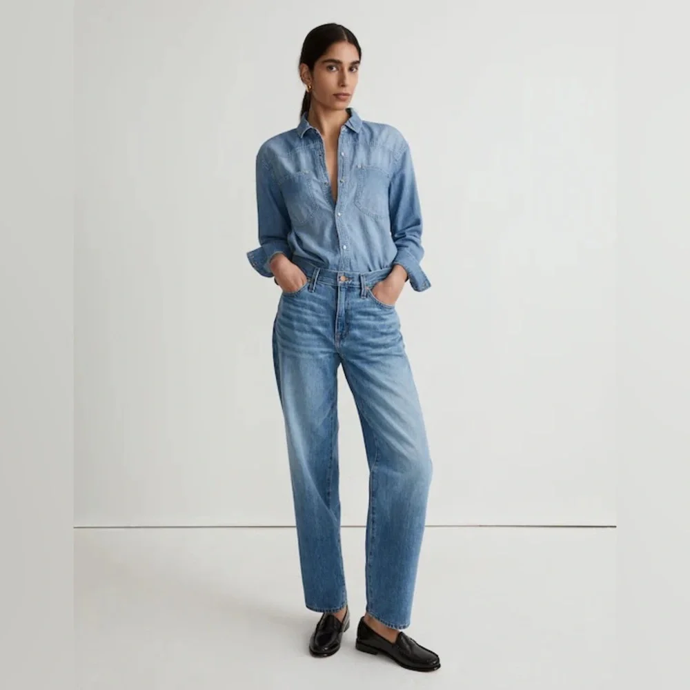 Madewell The Slouchy Boyjean Light-washed Distressed Jeans, Size 30